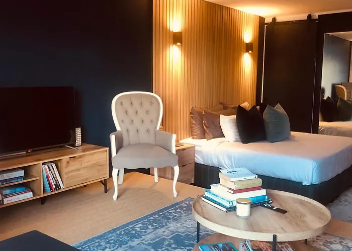 Studio Blue In Mouille Point